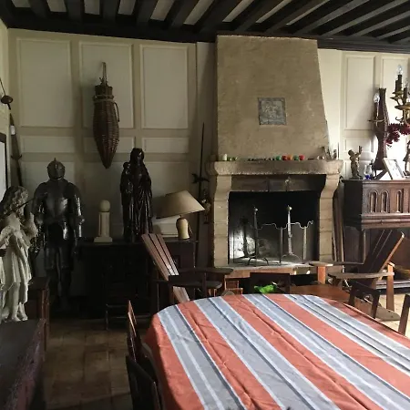 Chateau De Lassay - Charming Castle For Rent In Sarthe Saint-Michel-de-Chavaignes